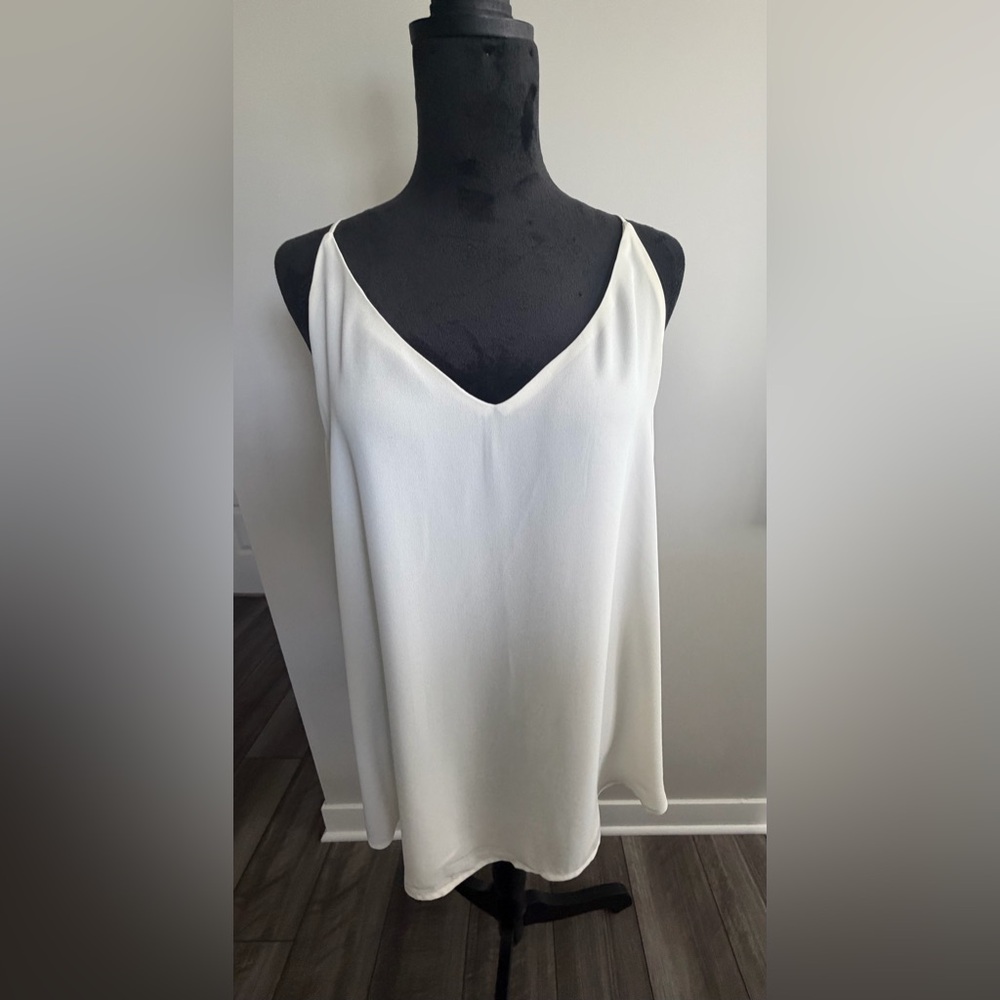 Loft Women’s White V-Neck Slip Tank Top

#115